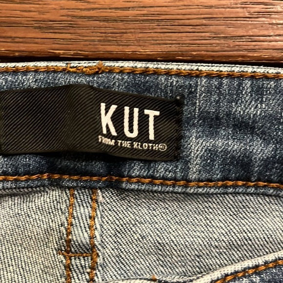 Kut From The Kloth Catherine Boyfriend Distressed Jeans Size 8 - Picture 2 of 13